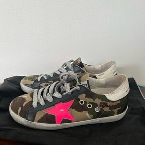 Golden goose camo superstar size 37